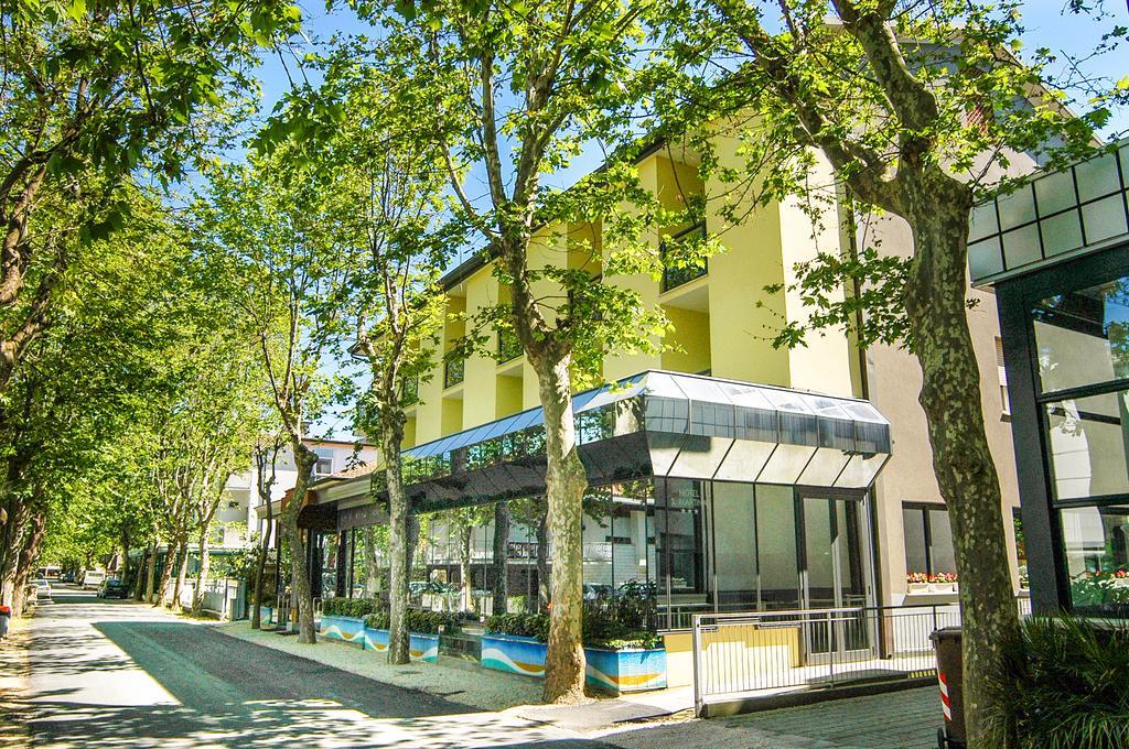 וילה מרינה Hotel Santa Martina מראה חיצוני תמונה